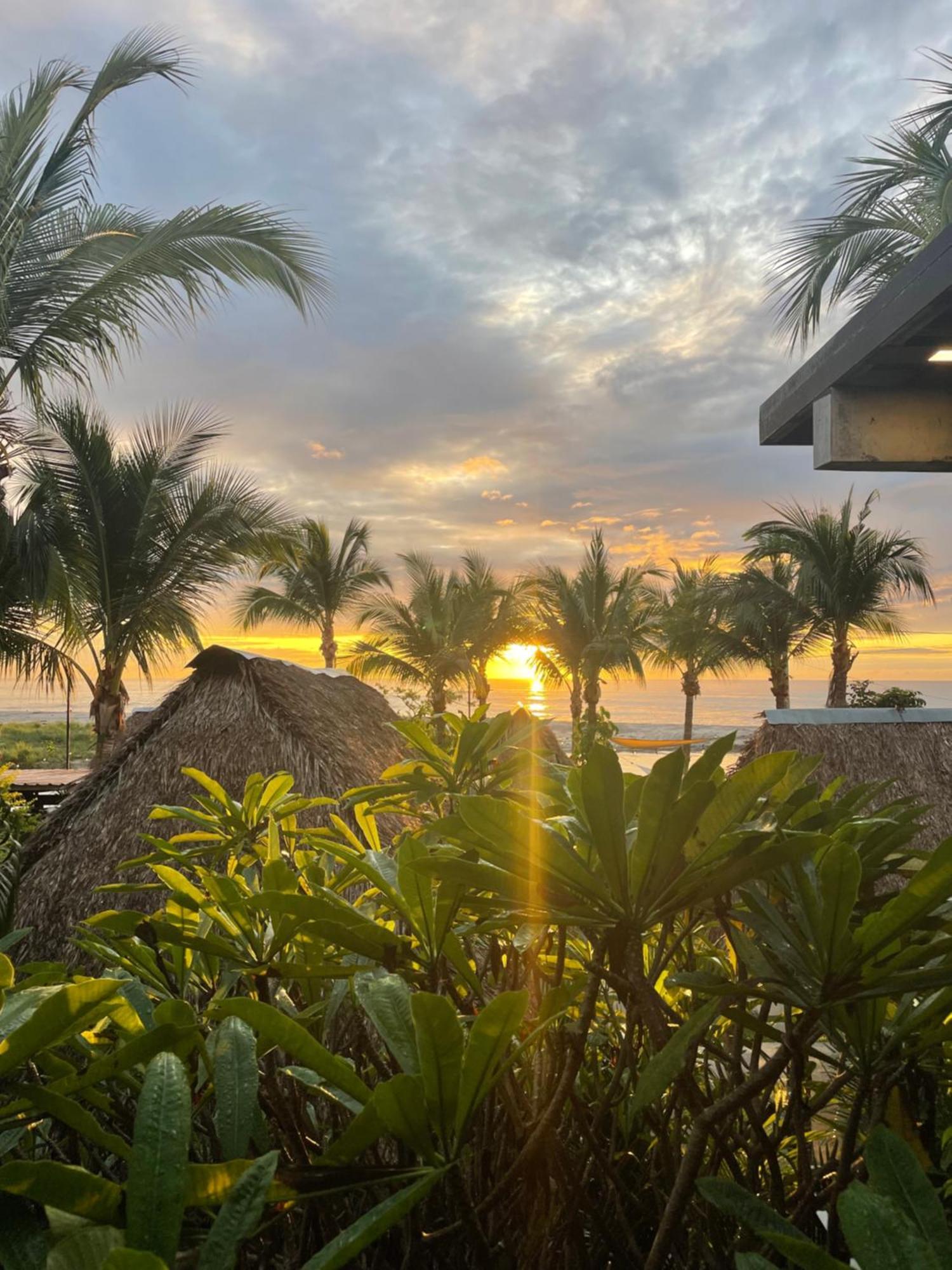 San Carlos Surf Resort & Eco Lodge Экстерьер фото