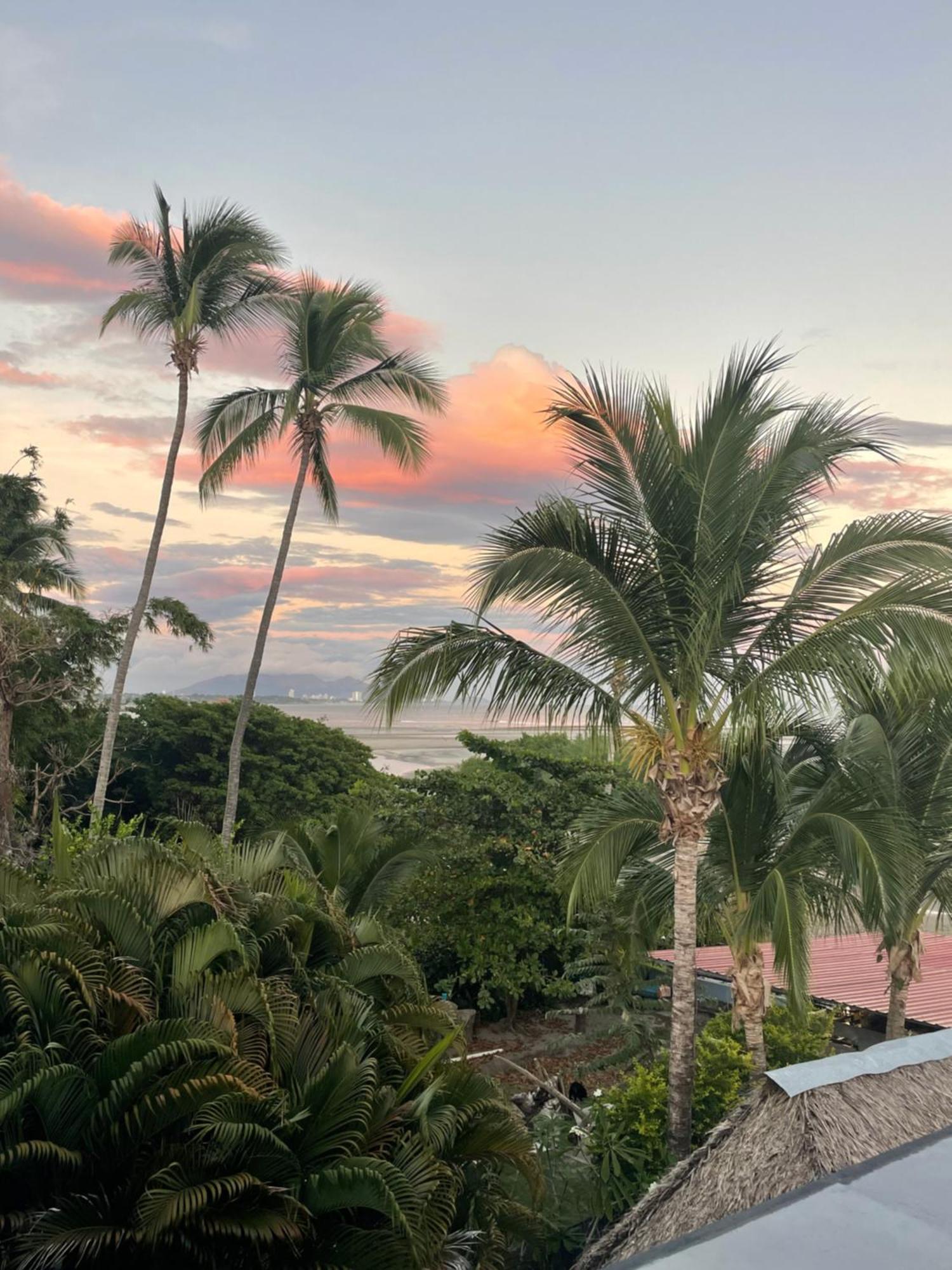 San Carlos Surf Resort & Eco Lodge Экстерьер фото